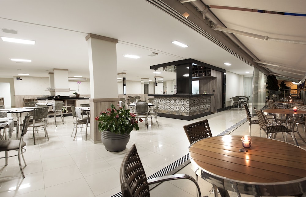 Astron Associado Estoril Hotel 53/64