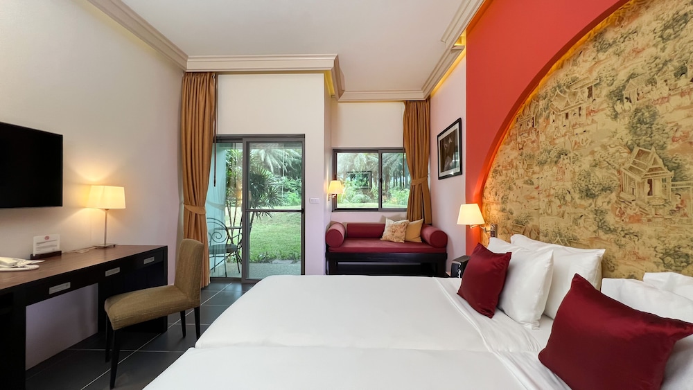 STANDARD, TWIN BEDS, GARDEN WING