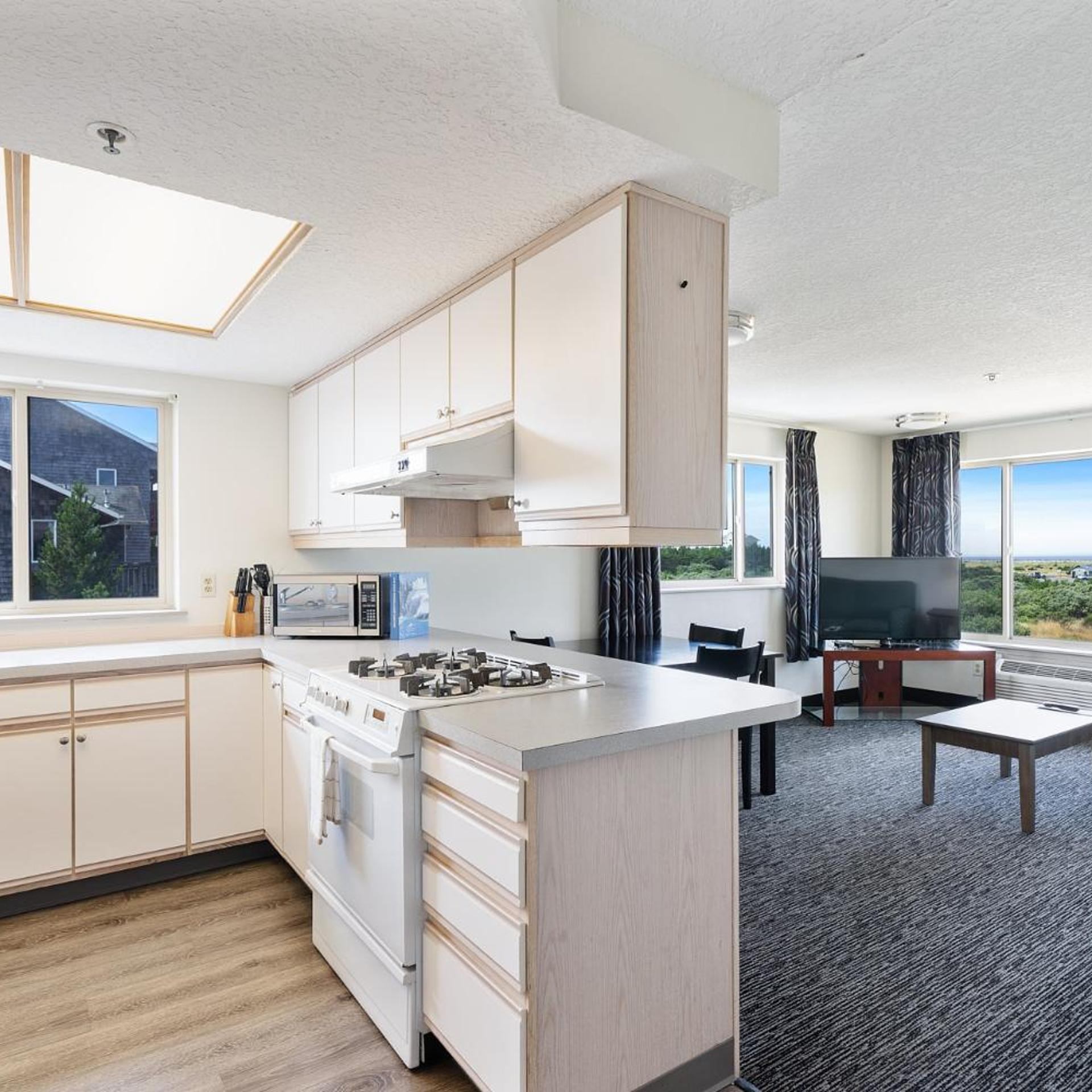 Cedars Ocean View Inn 4/35