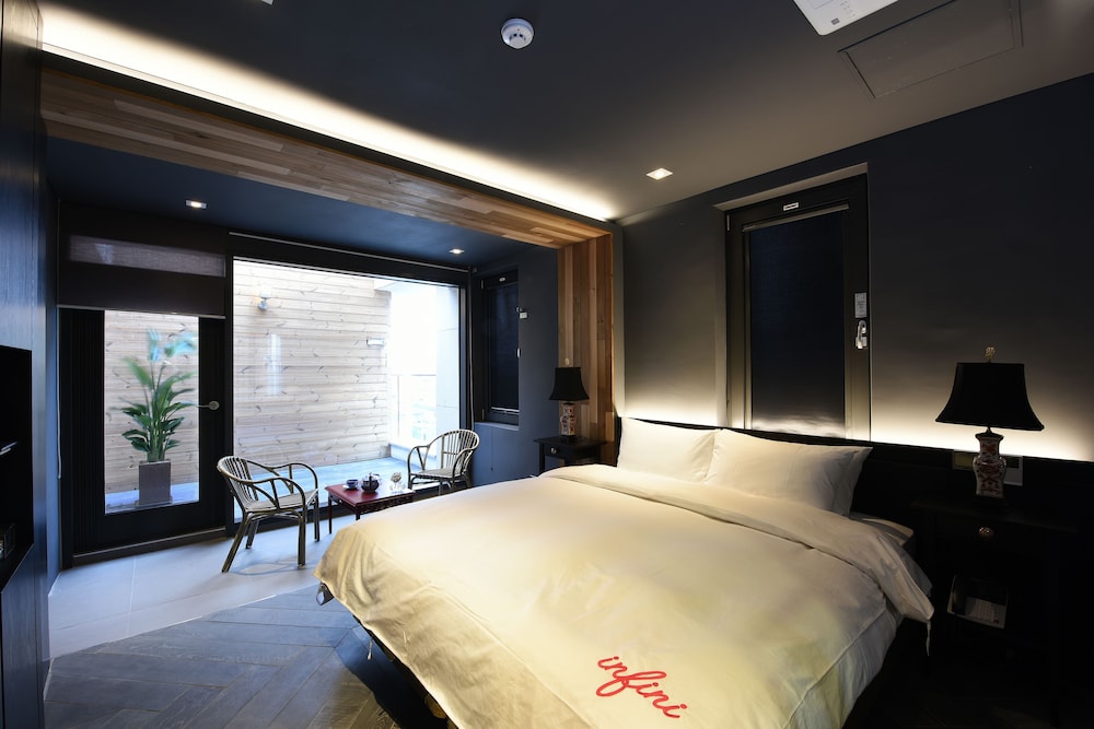 Hotel Infini 9/36