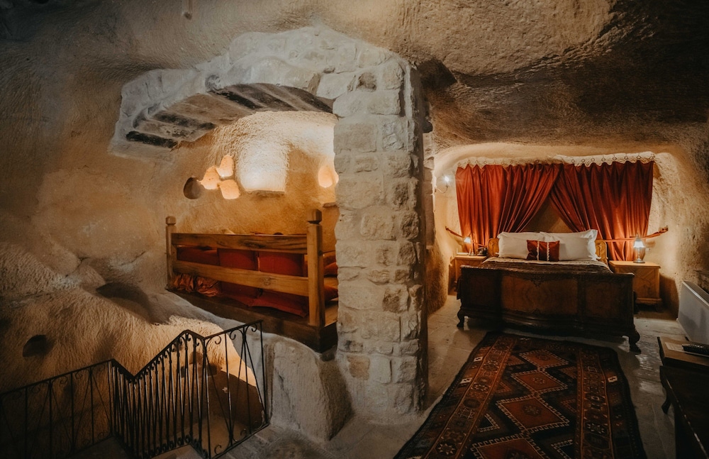 Dere Suites 23/50