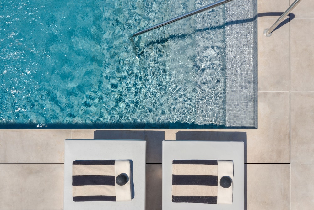 Arota Exclusive Villas 2/50