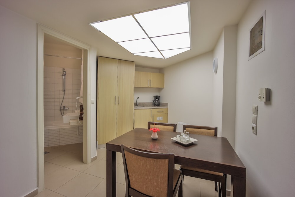 Your Memories Hotel Apartments 31/46