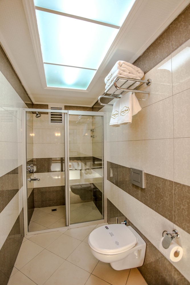 Grand Akcali Otel 18/22