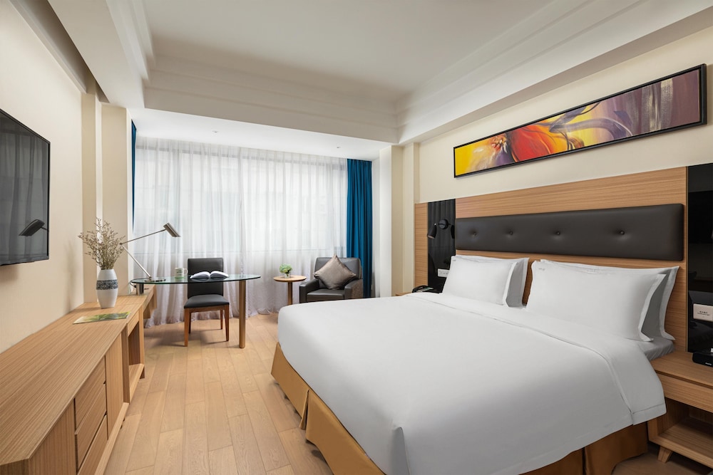 PREMIUM, KING BED