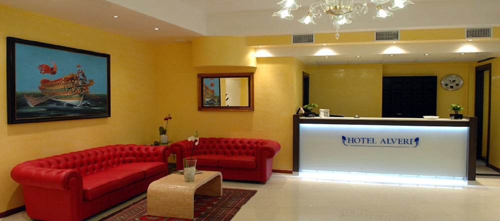 Hotel Alveri 3/34