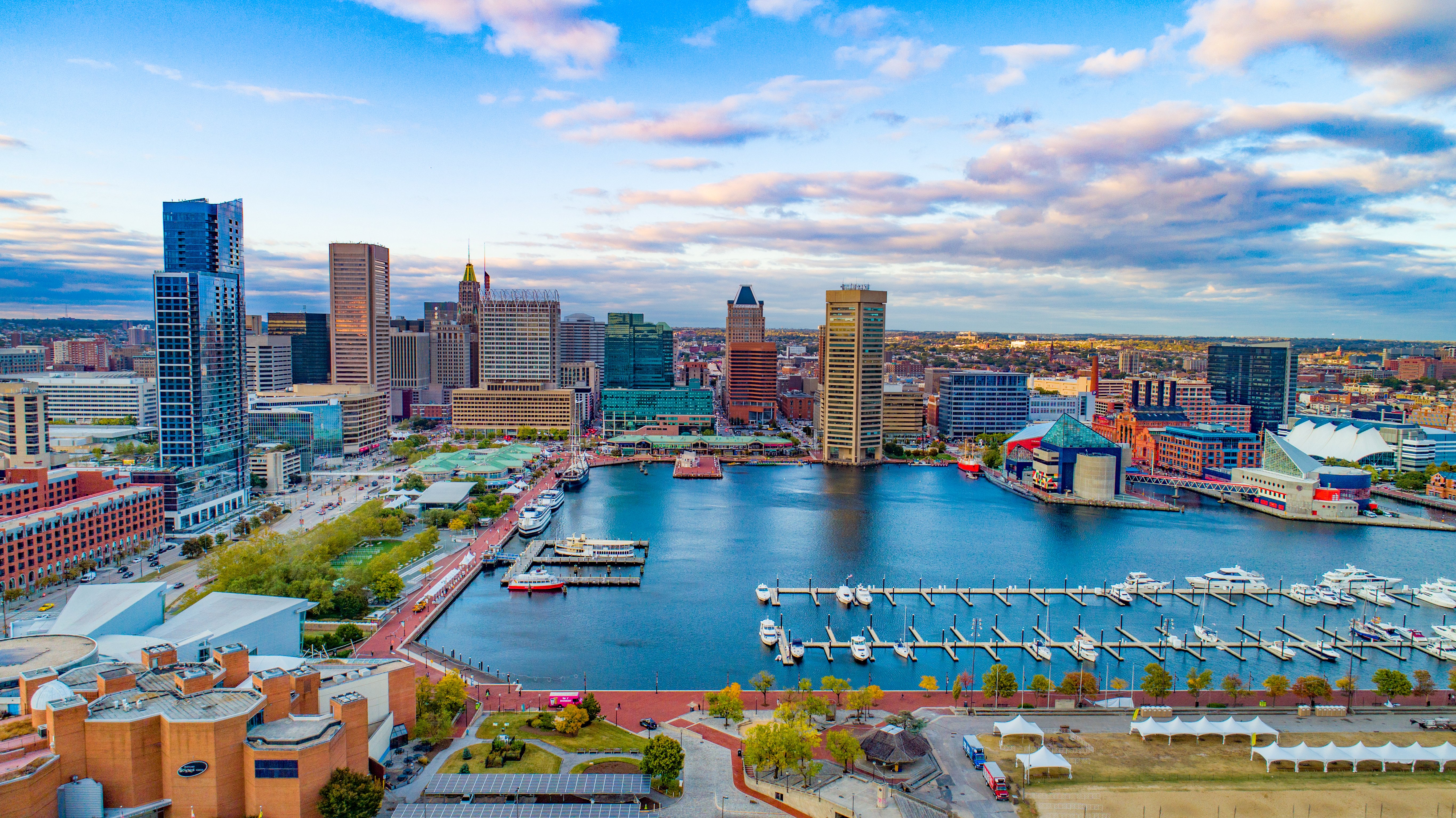 Kimpton Hotel Monaco Baltimore Inner Harbor 81/82
