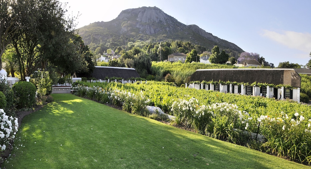 Grande Roche Hotel 73/76