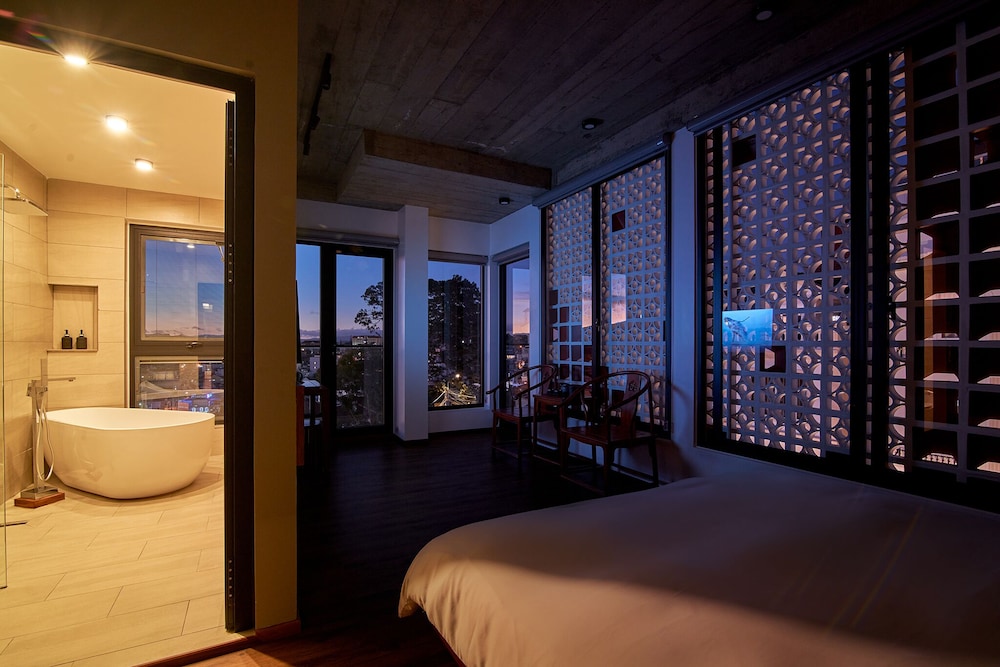 غرفة إليت بسرير كينج، Pi Hostel 6/6