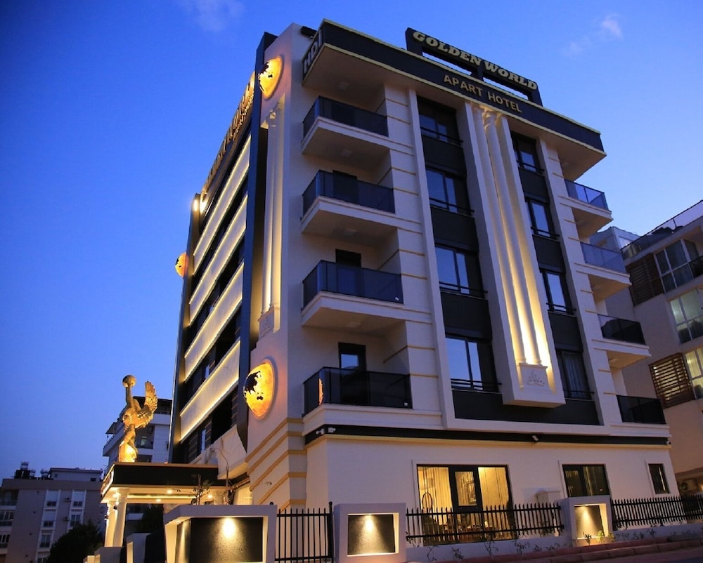 Golden World Suite Hotel 2/35