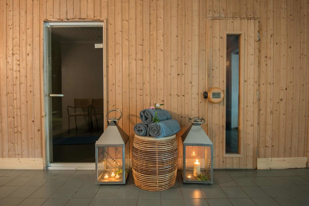 Azoris Faial Garden Resort Hotel in HORTA