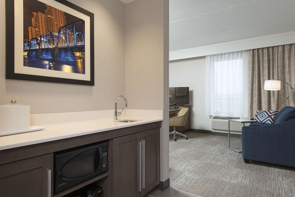 Hampton Inn and Suites Grand Rapids Downtown 4/61