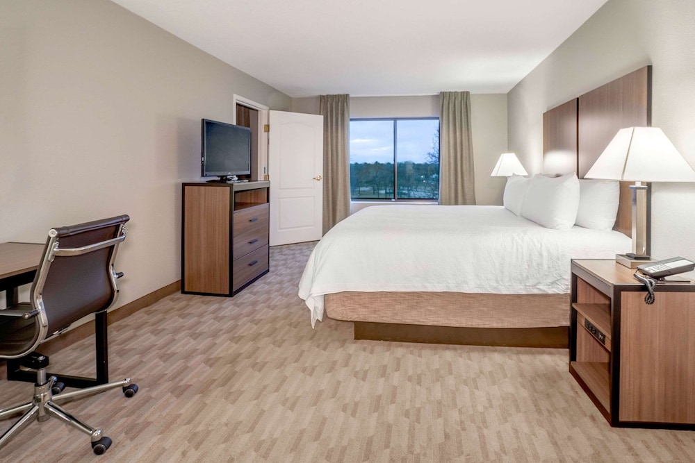 Riverview Inn & Suites, Ascend Hotel Collection 30/72