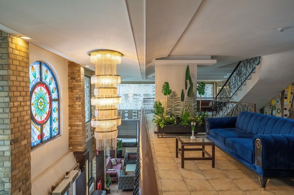 Hotel Buyuk Velic 55/76
