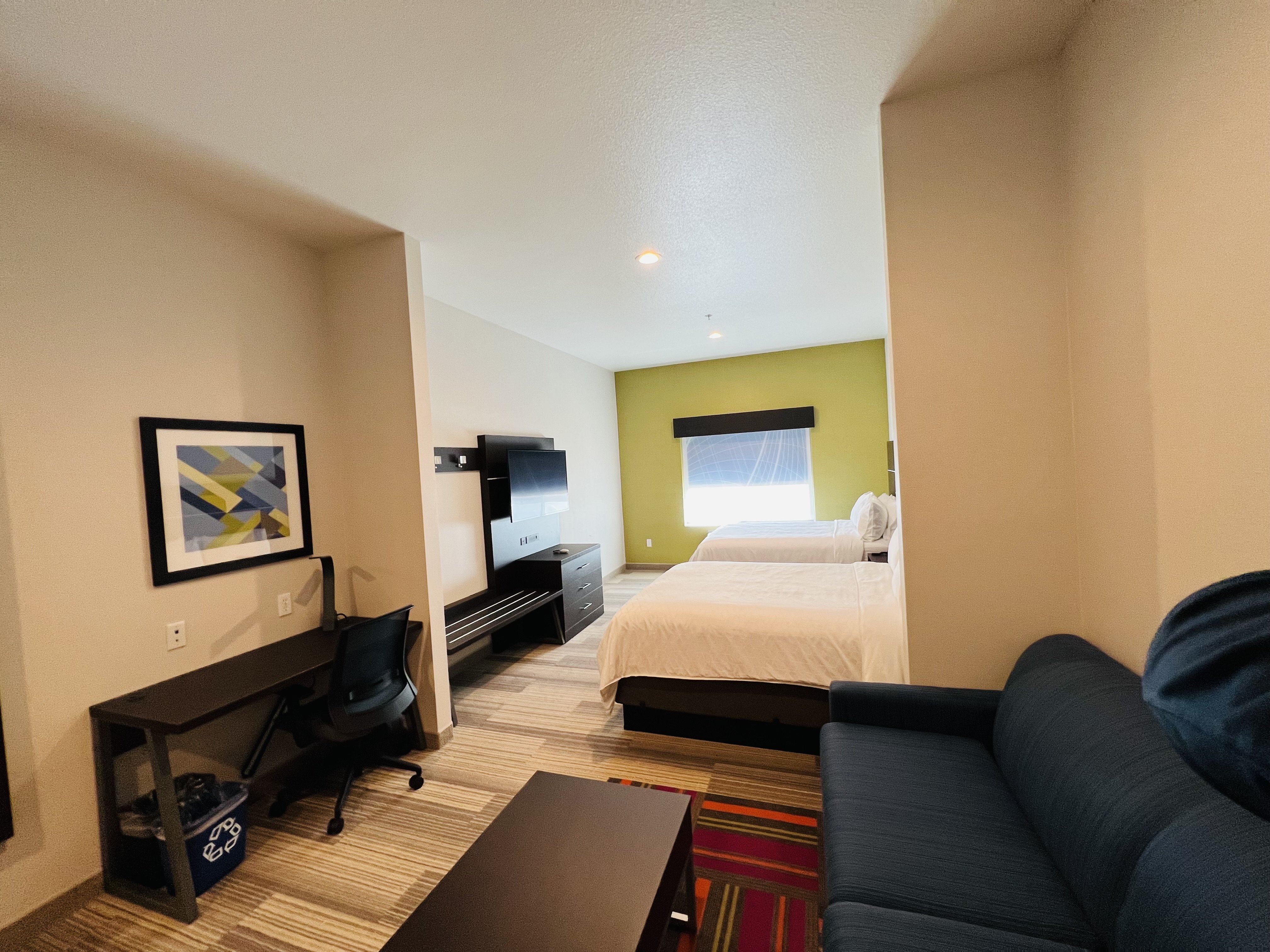 Holiday Inn Express Hotel Suites Salinas 30/69
