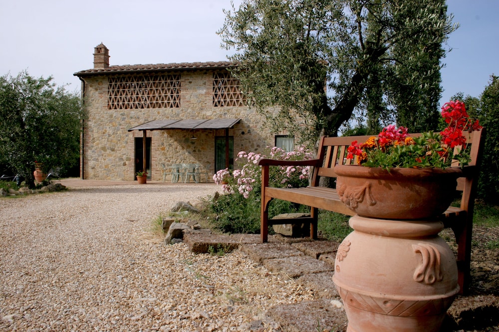 Tenuta Sant'ilario 41/48