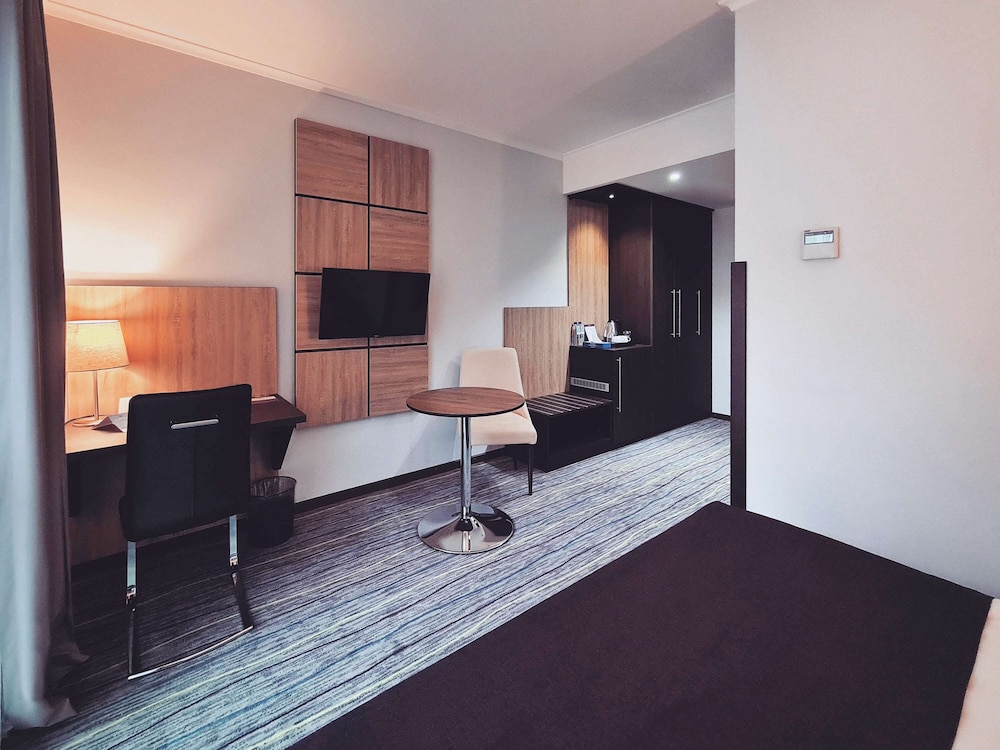 Mercure Tetovo 30/72
