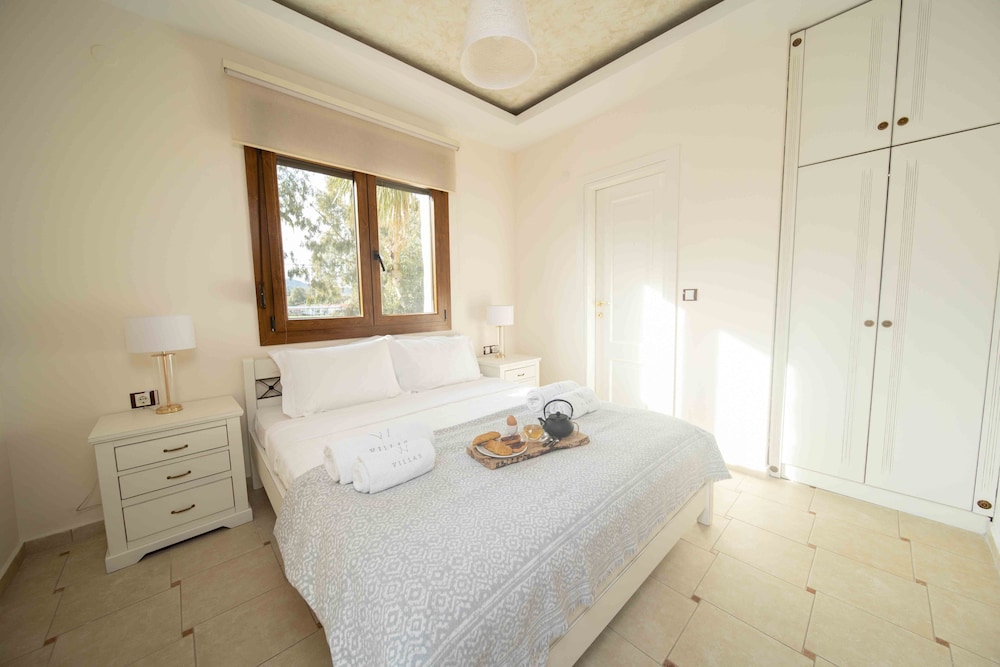 W Villas Halkidiki 5/50