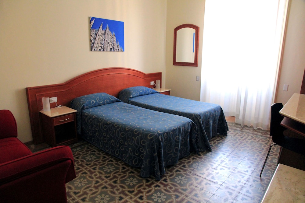 Room, Double Bed, External Bathroom