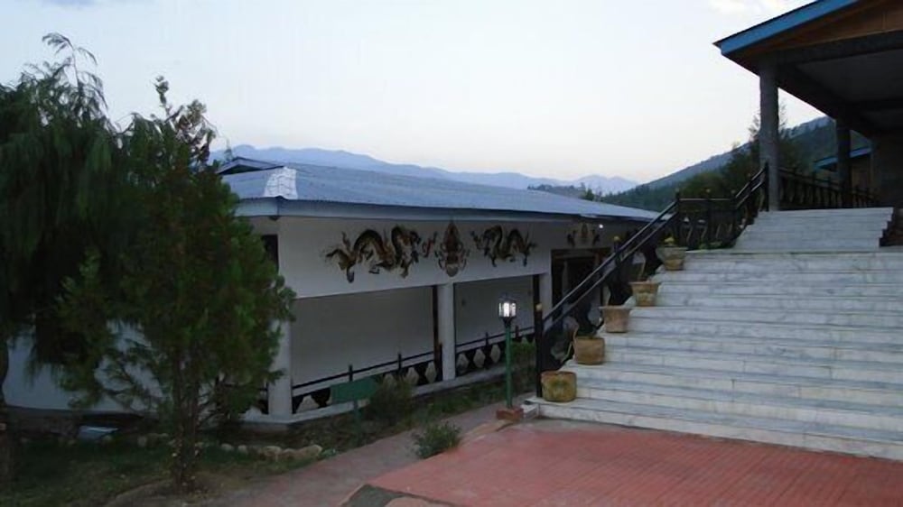 Namsay Chholing Resort 24/25