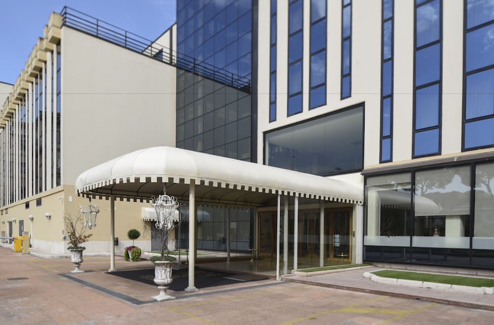 Hotel Leon d Oro 71/79