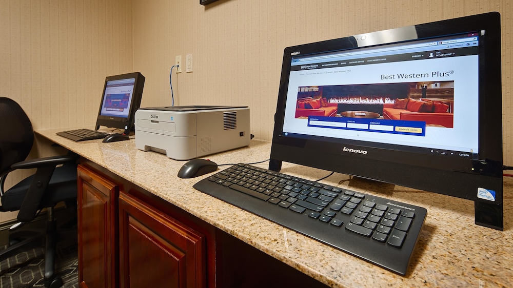 Best Western Plus Katy Inn & Suites 15/27