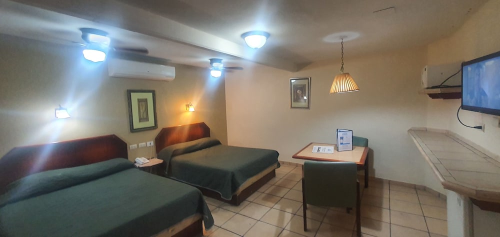 Hotel Suites Kino 38/73