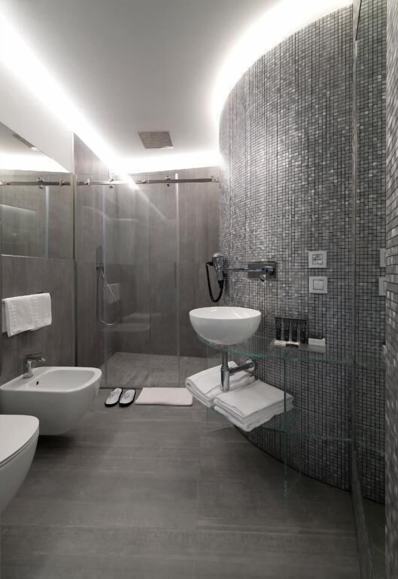 AHD Rooms 23/23