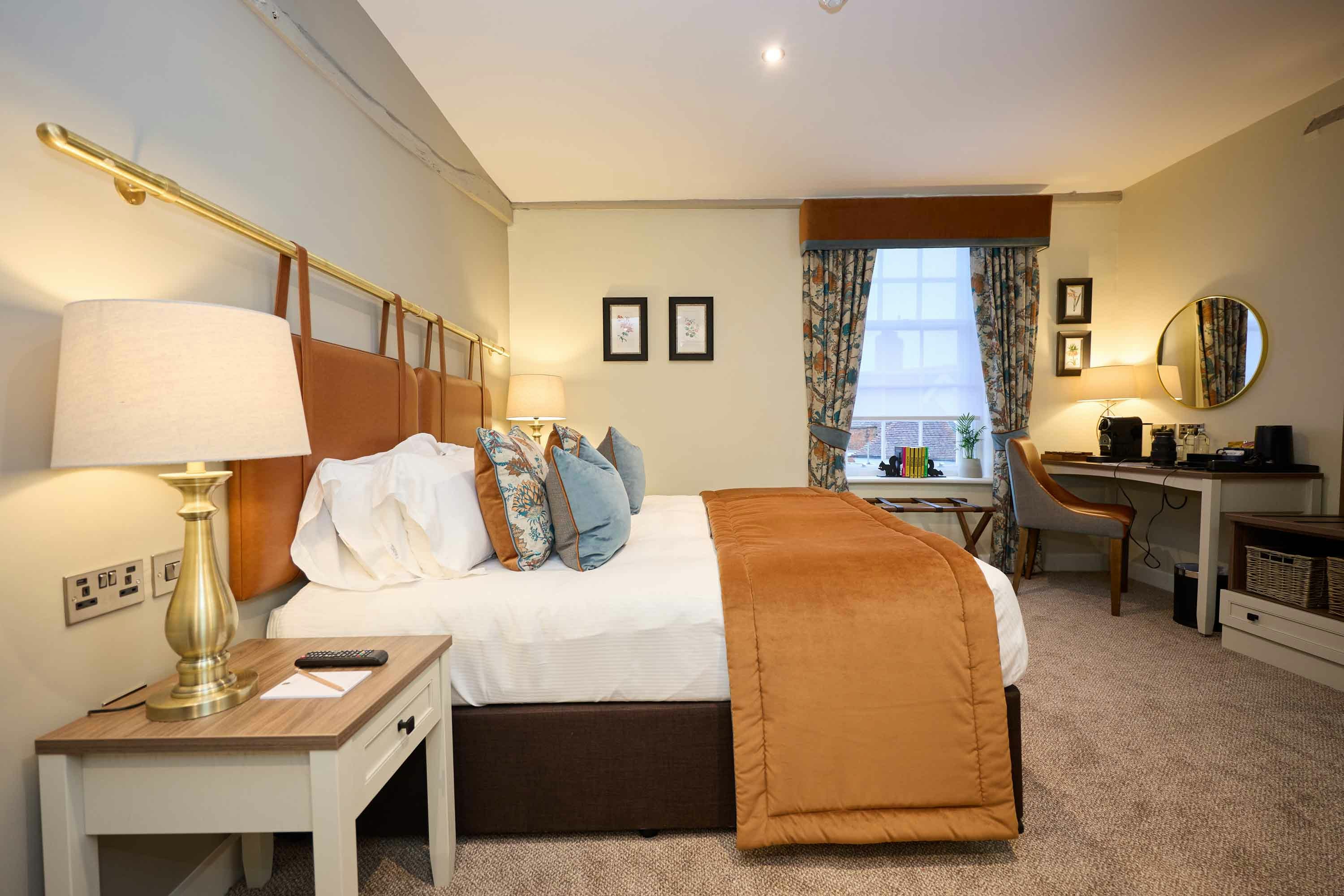 The White Hart 20/50
