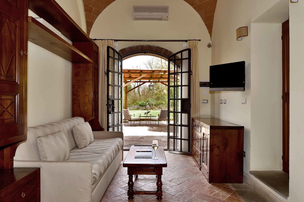 BORGO SAN LUIGI 39/55