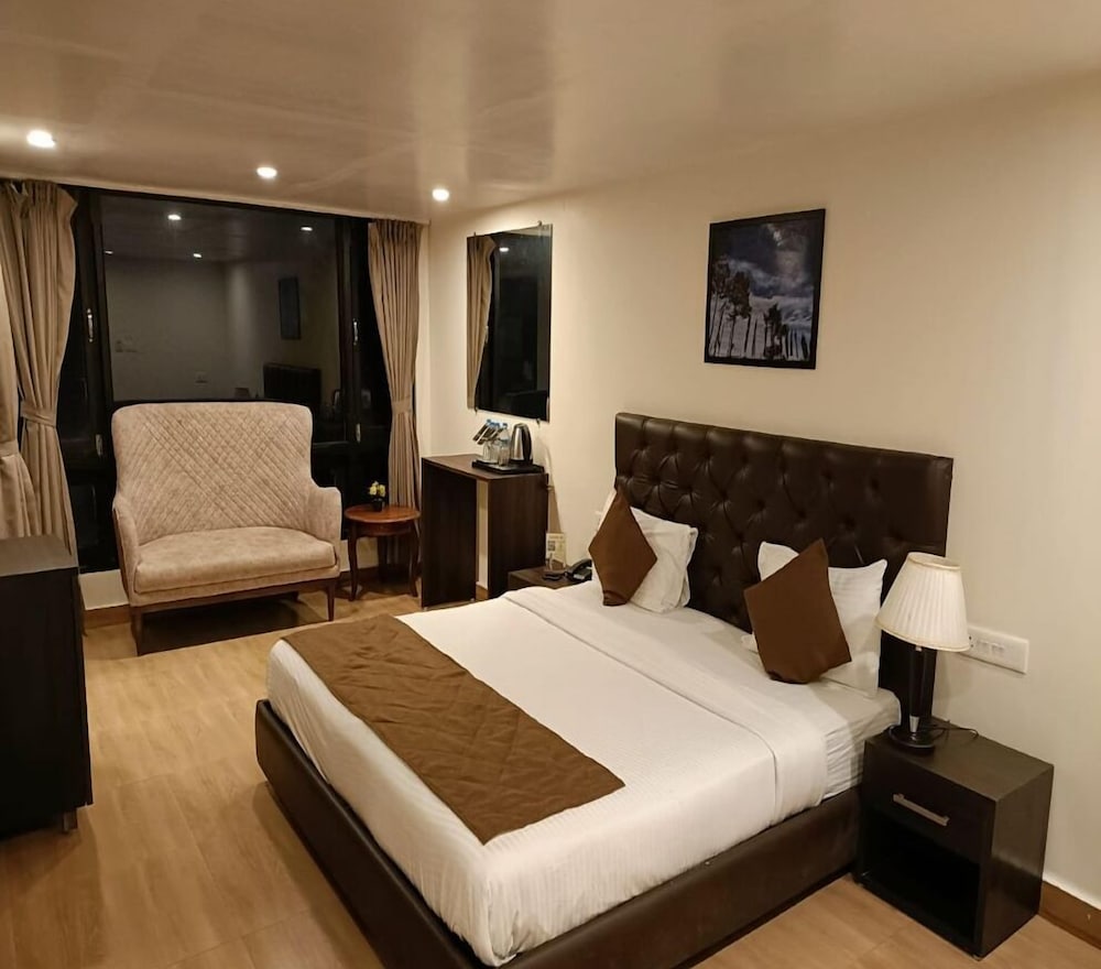 Istana Resort and Spa 20/50