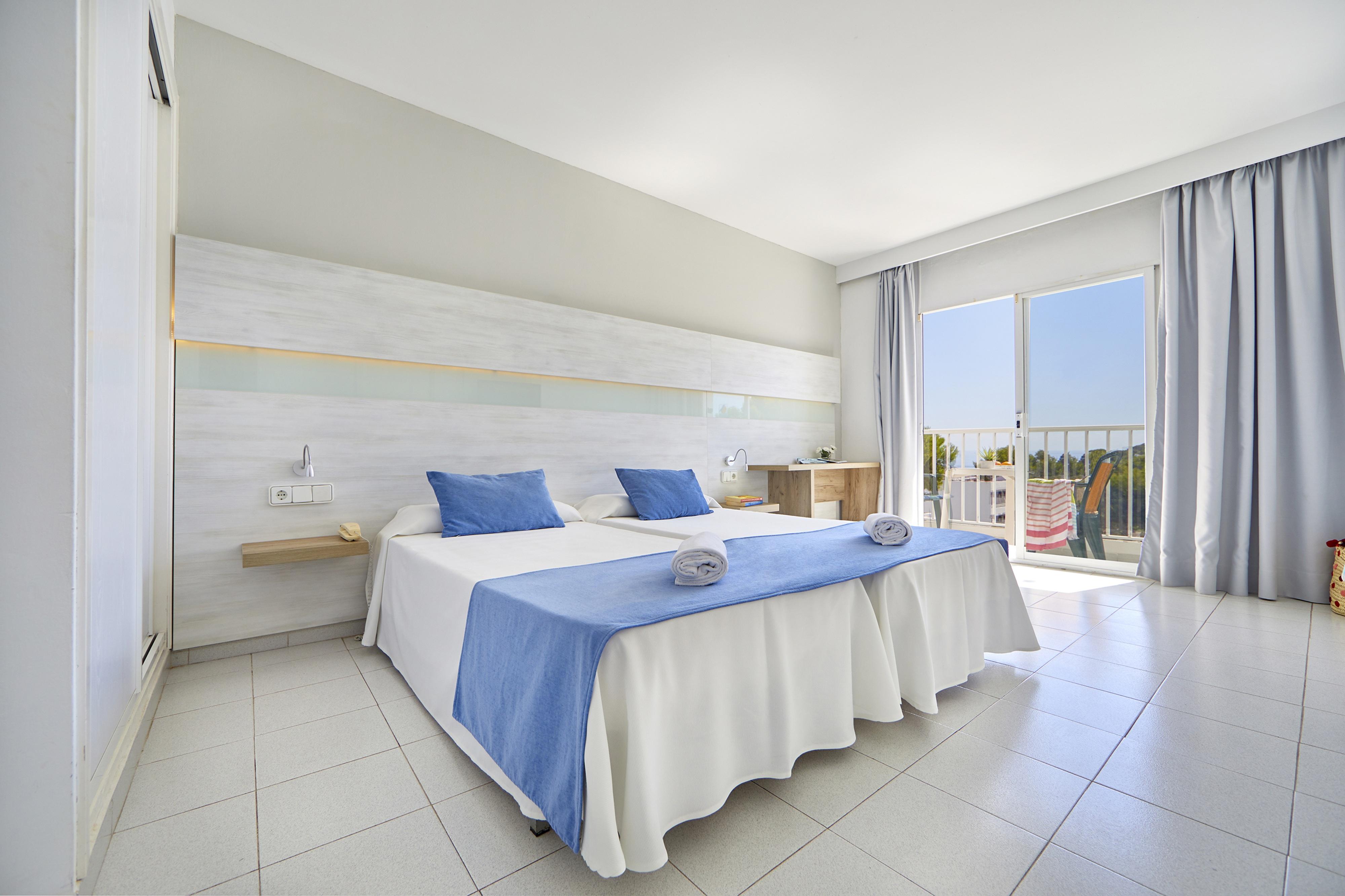 2 Bedrooms, Apartment, Balcony or Terrace