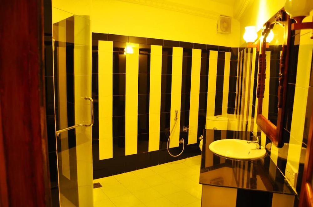 Hotel Bougainvilla 50/50