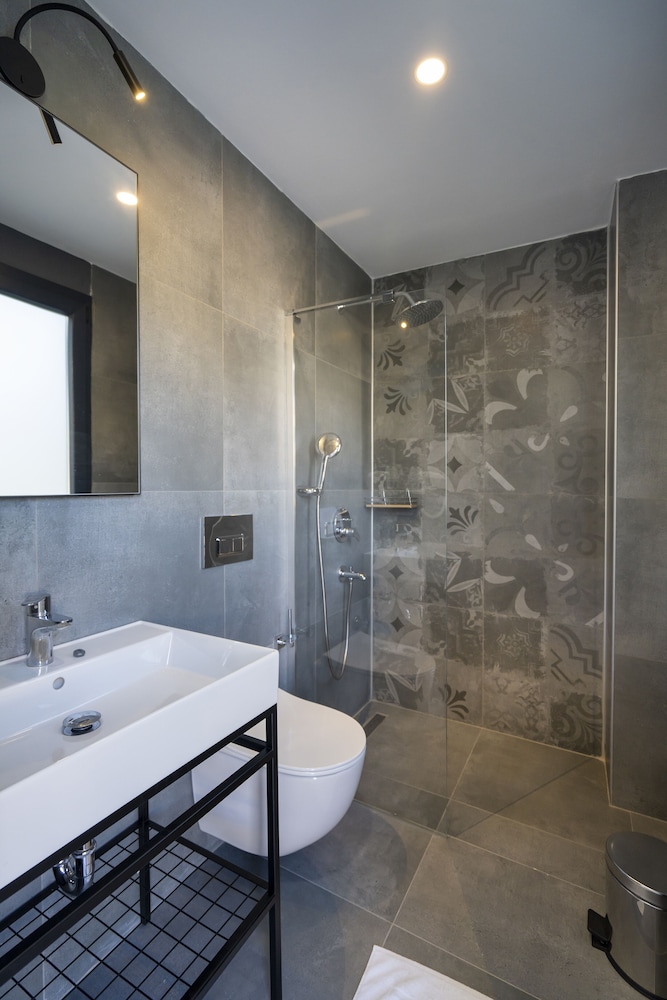 Dadya Bora Otel 33/34