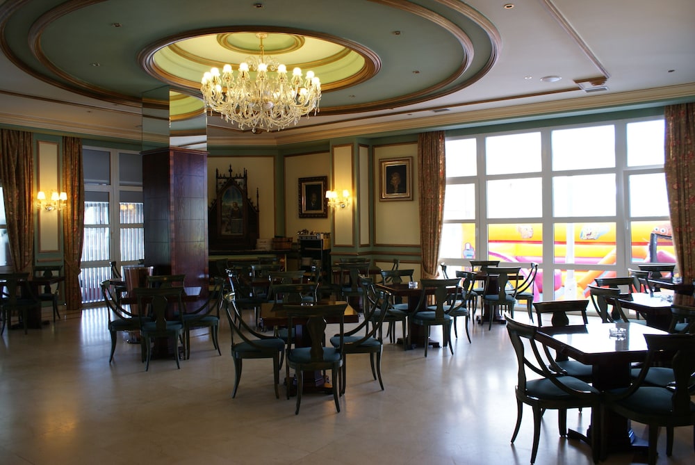 Hotel Camino de Santiago 41/50