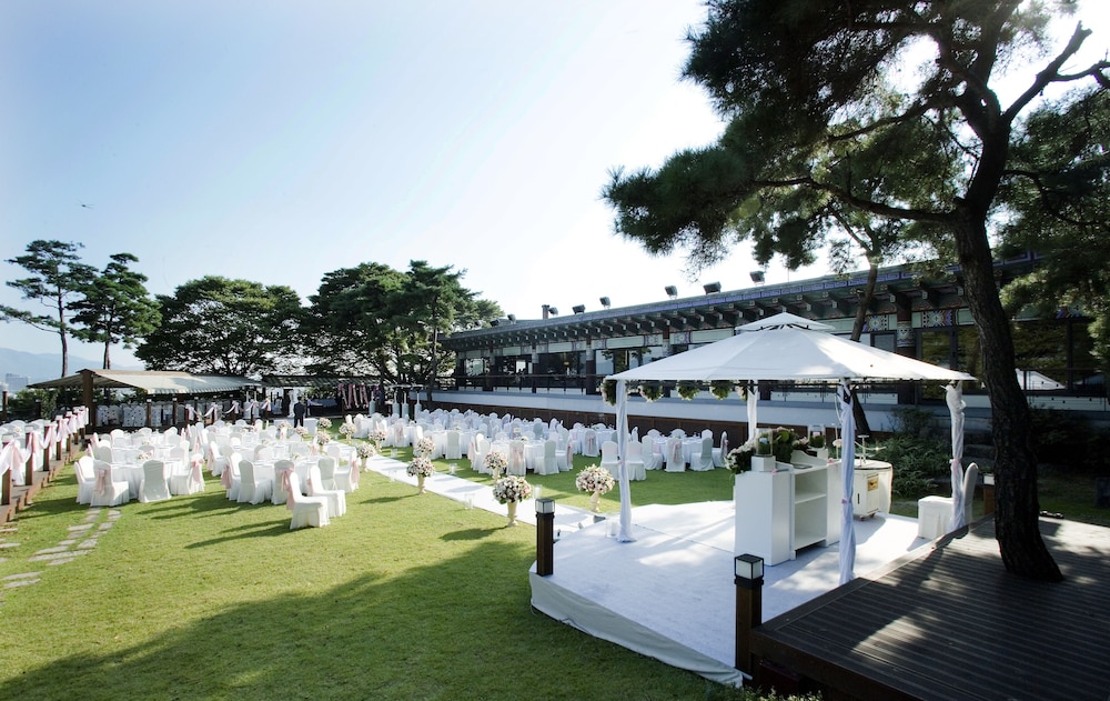 Grand Walkerhill Seoul 72/73