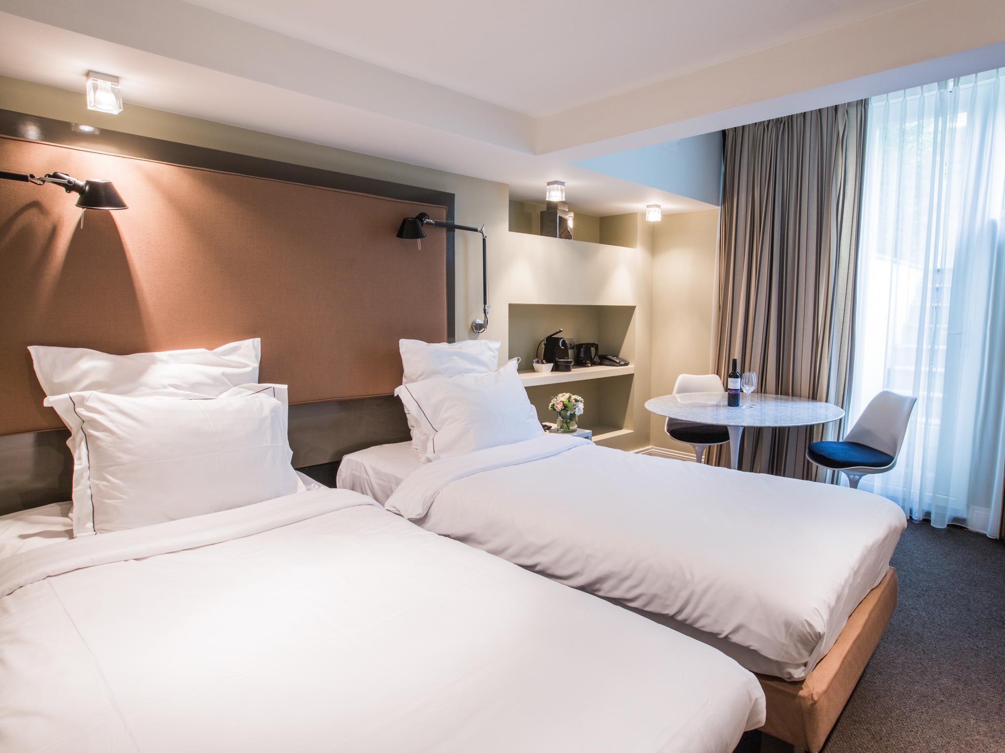 Room, Double or Twin Bed, No Window