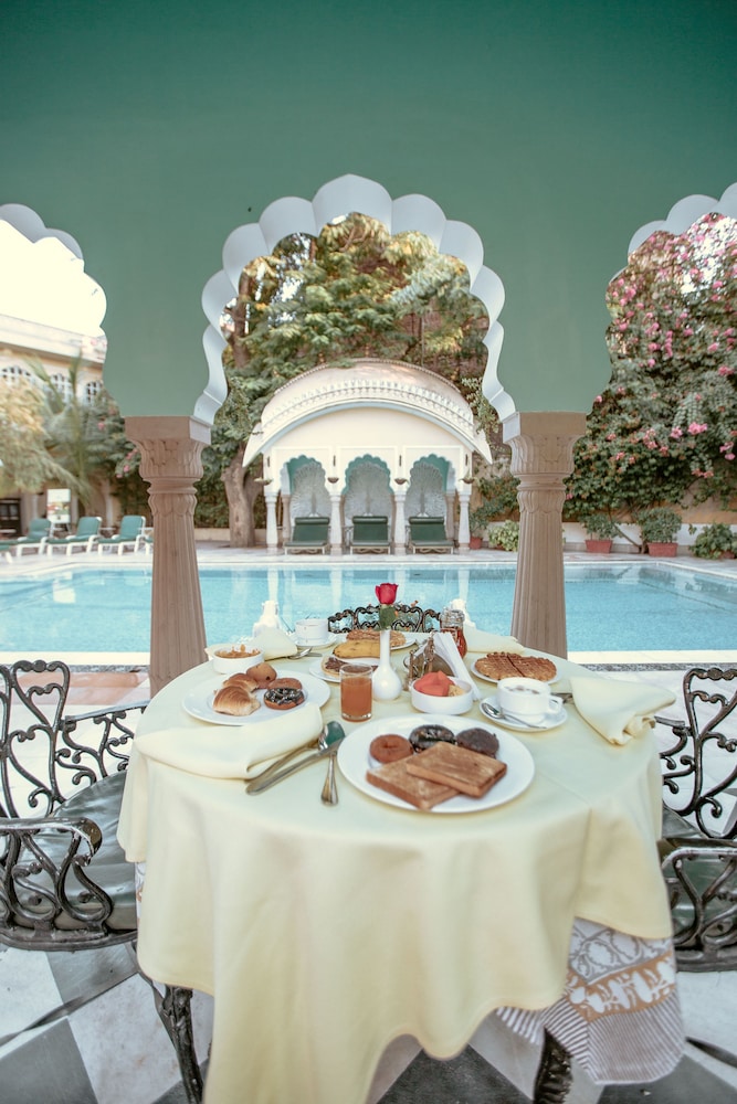 ALSISAR HAVELI 56/73