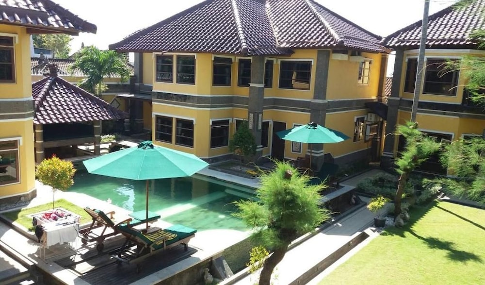 Apel Villa Sanur 4/54