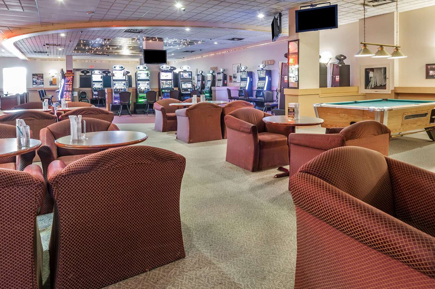 Howard Johnson Hotel Edmonton AB 22/30