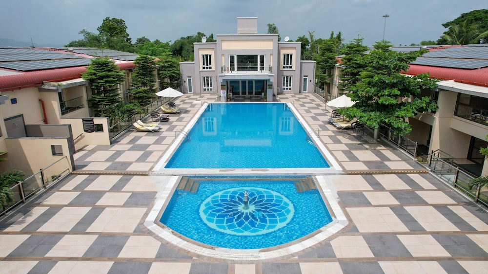 The Fern Sardar Sarovar Resort 58/64