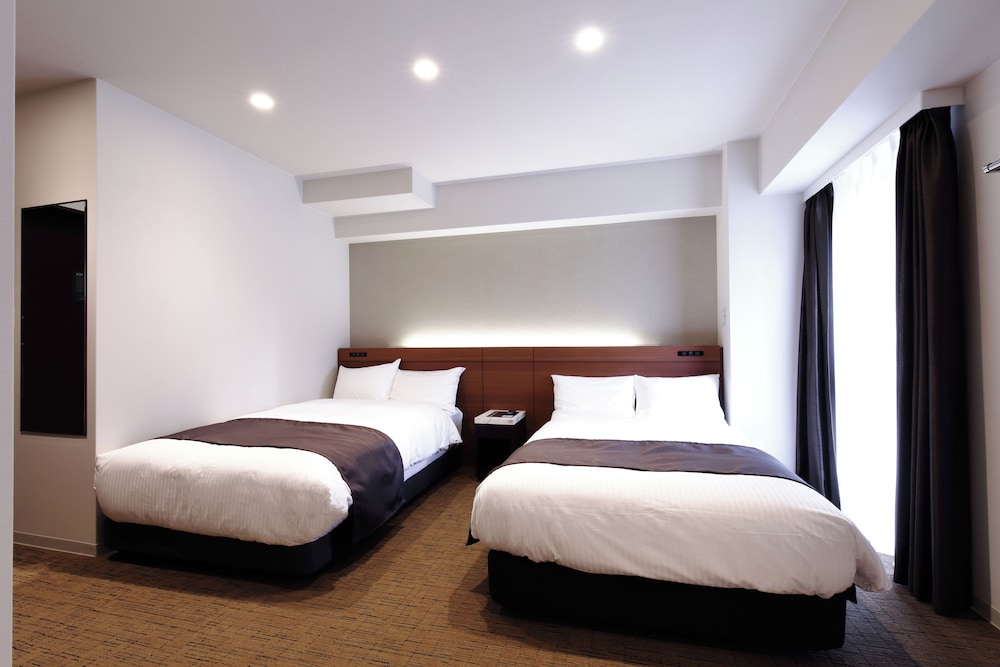 Luxcare Hotel Osaka 9/53