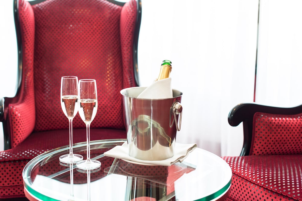 Best Western Plus Hotel St. Raphael 24/48