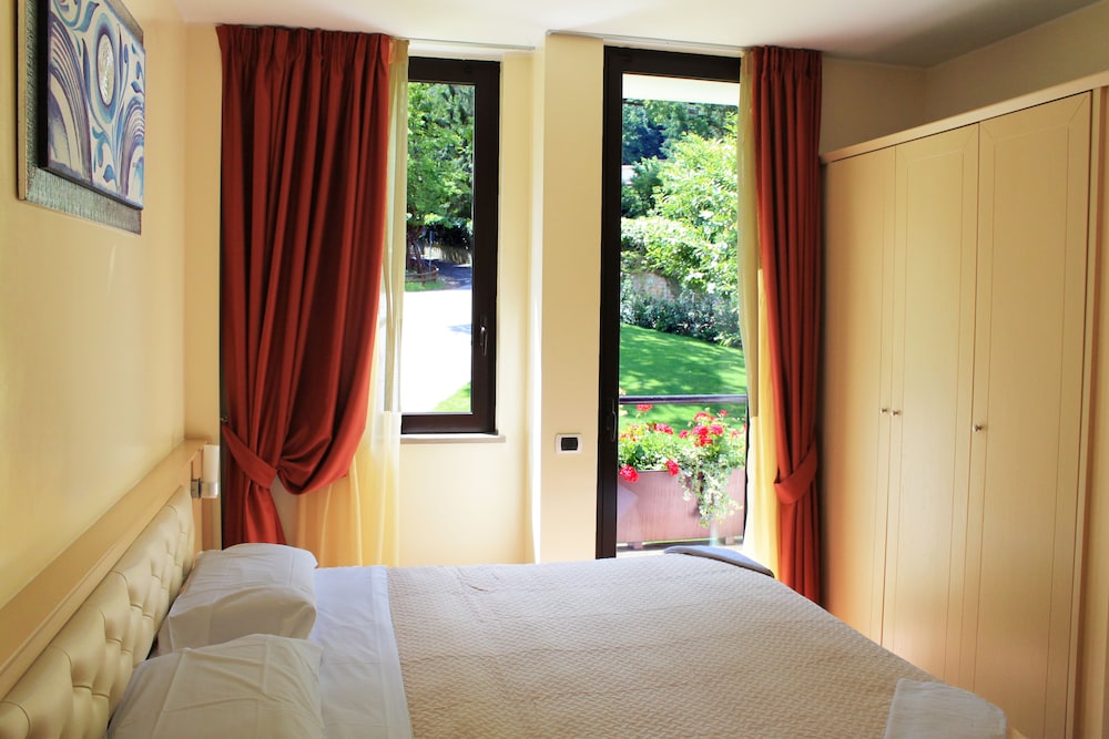 Relais Sans Soucis and Spa 15/65