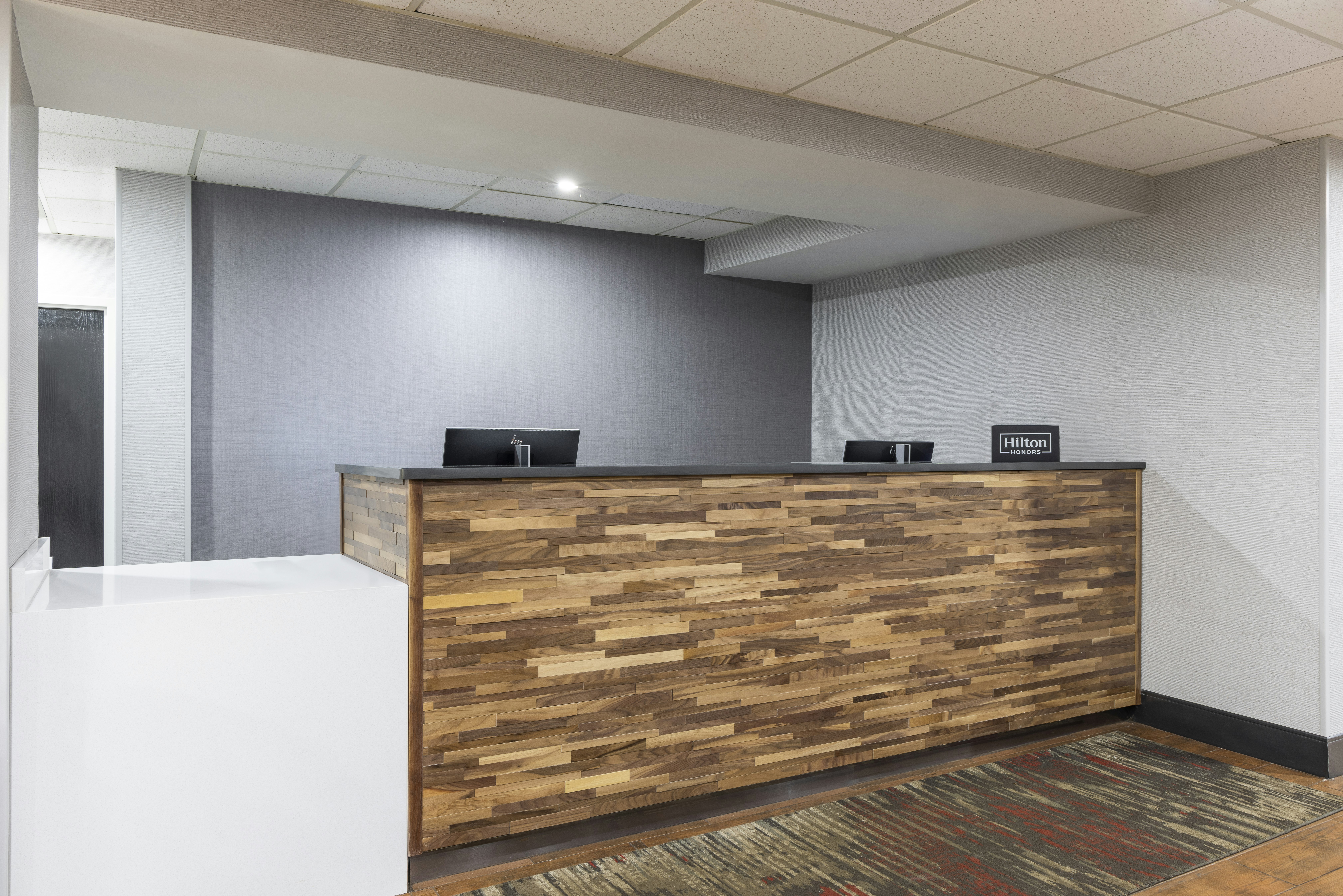 Hampton Inn Athens GA 6/70