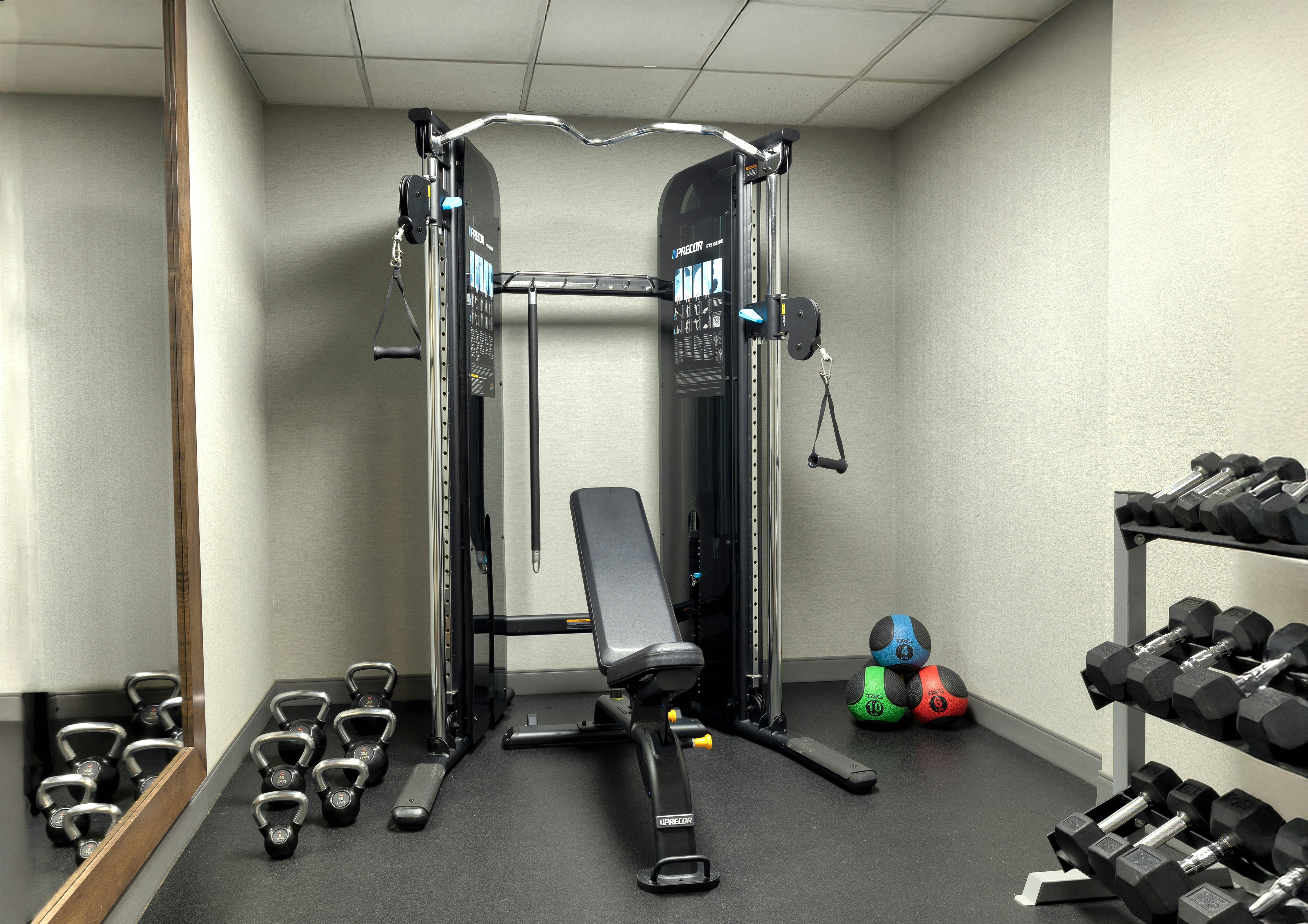 Hampton Inn & Suites Palm Desert 28/64