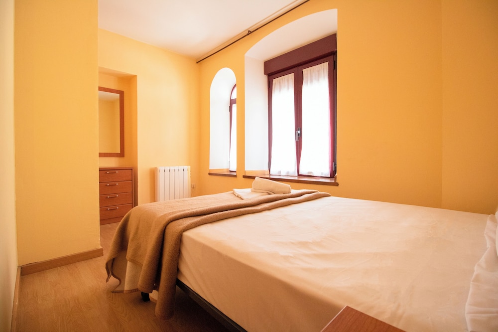 CANFRANC APARTAMENTOS 3000 12/50