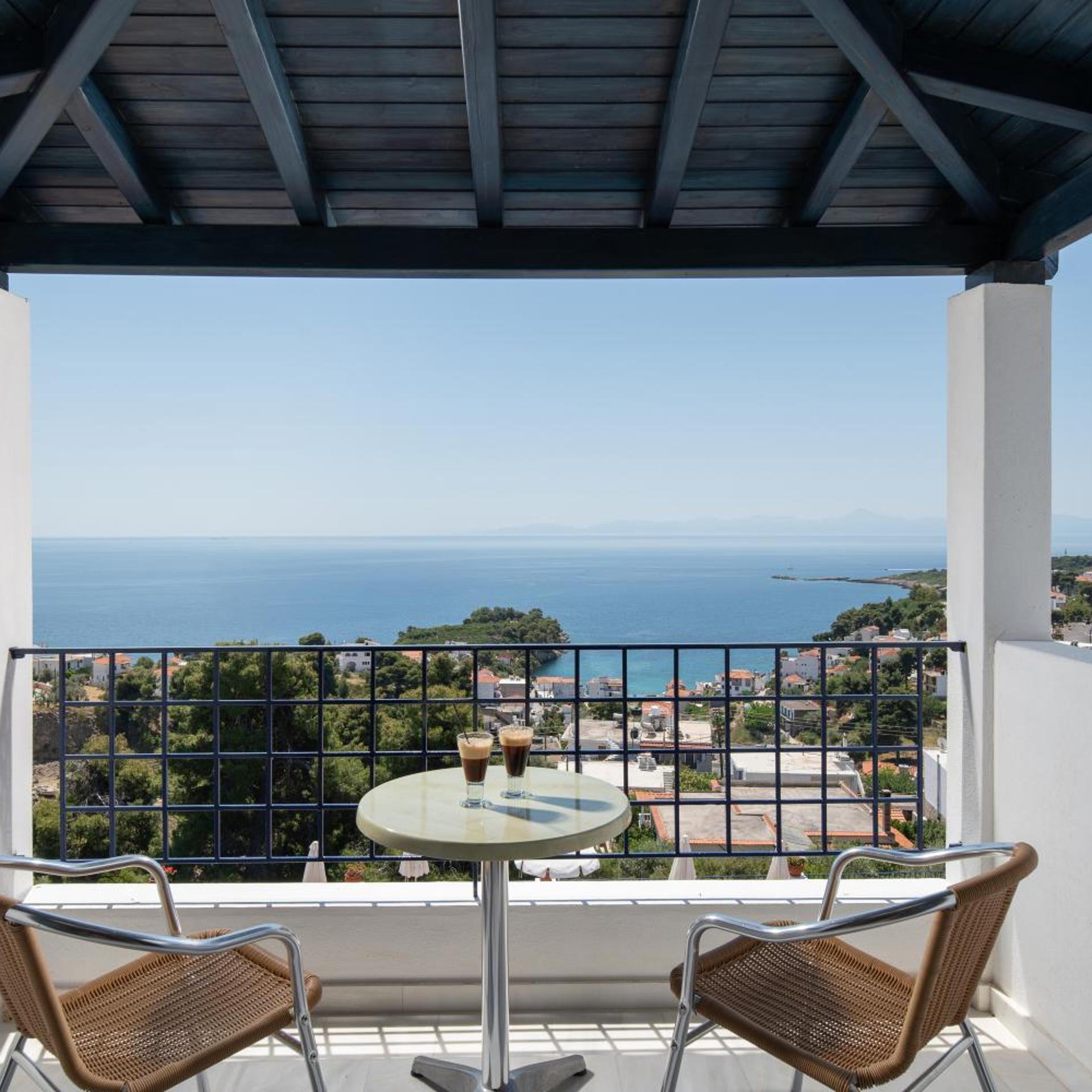 Atrium Hotel Alonissos 44/58