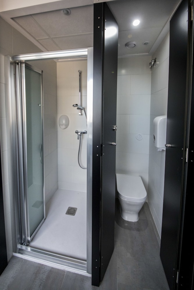 Bea Beach Hostel 34/44