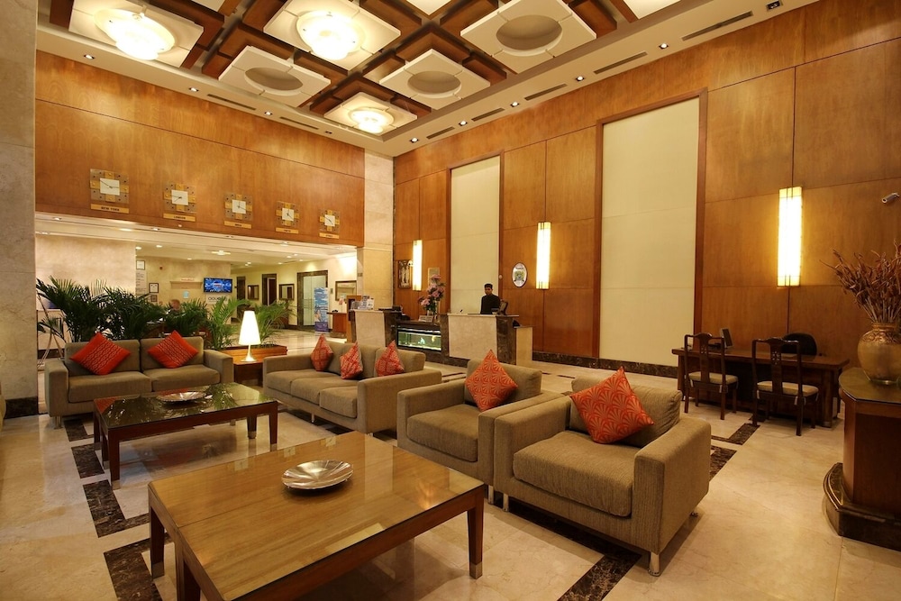 Fortune Select JP Cosmos, Bengaluru 37/70
